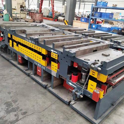 Stamp Molding/Gauage